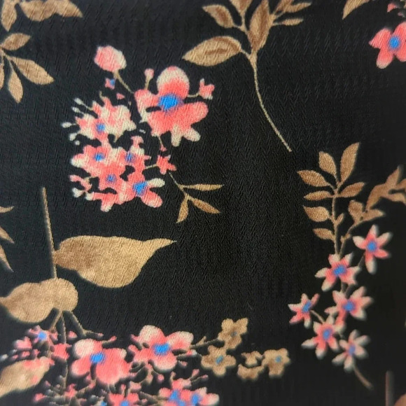 O. Vianca Floral Tie Behind the neck Halter - Picture 4 of 5